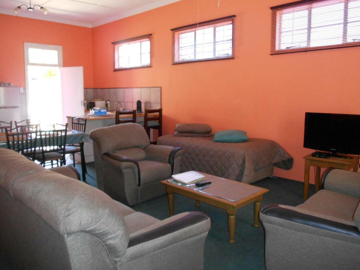 Obesa Lodge Graaff-Reinet Exterior foto
